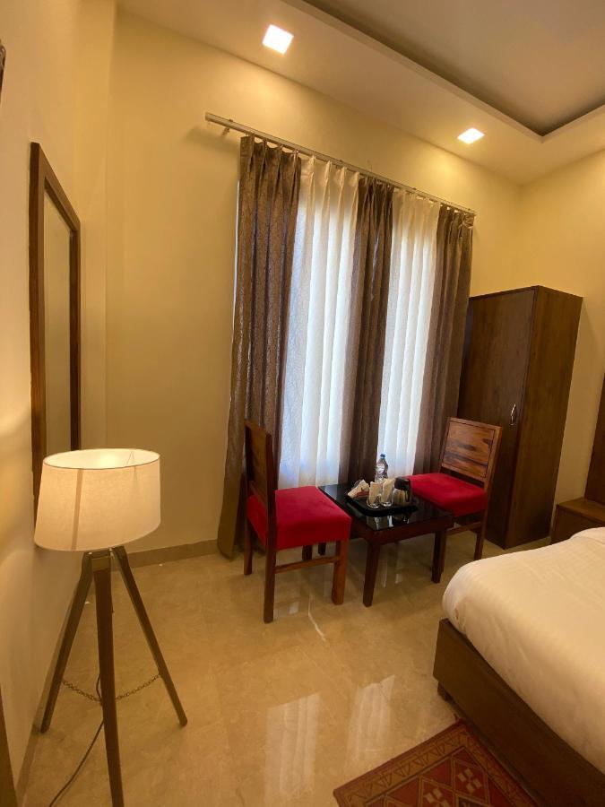 Hotel Woodlark Zirakpur - A Peaceful Stay Exterior foto