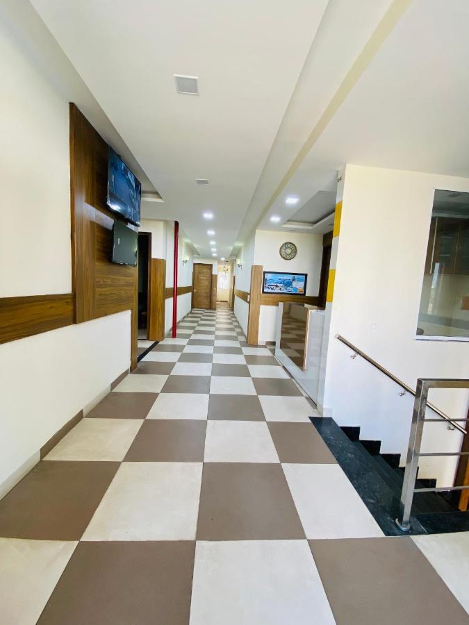 Hotel Woodlark Zirakpur - A Peaceful Stay Exterior foto